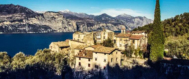 CAMPO, IL BORGO “CONGELATO” DI BRENZONE SUL GARDA