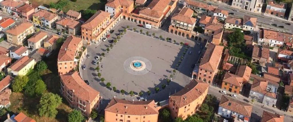 TRESIGALLO, LA CITTÀ METAFISICA