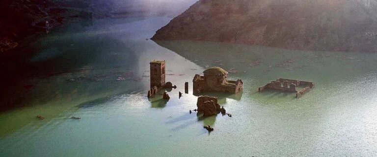 IL LAGO DI VAGLI