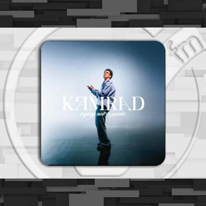 Kamrad – Hug Yourself | Significato